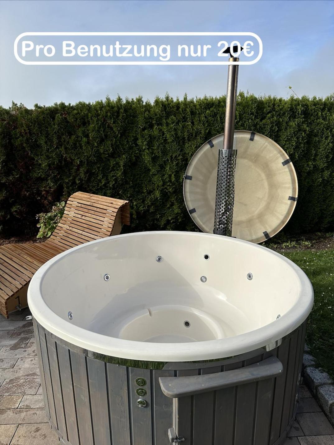 Maasai Mara Mit Whirlpool Und Sauna Apartment Bad Saulgau